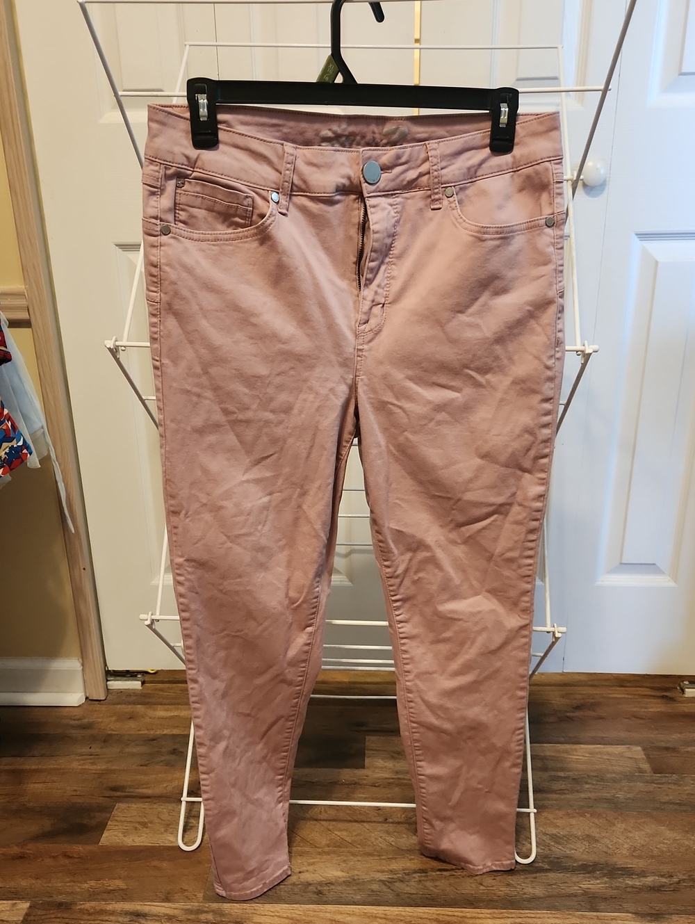 Seven7 Women's Skinny Jeans in Dusty Rose